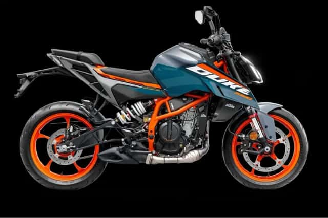 KTM 390 Duke (2024) thumbnail 2