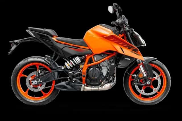 KTM 390 Duke (2024) thumbnail 3