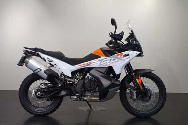 KTM 790 Adventure (2024) thumbnail 1