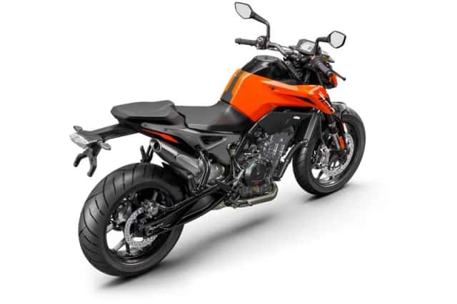KTM 790 Duke (2024) thumbnail 1