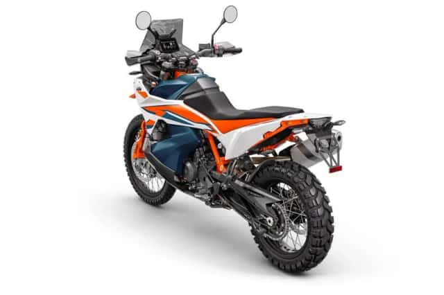 KTM 890 Adventure (2024) thumbnail 1