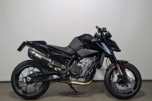 KTM 890 Duke (2021) thumbnail 1
