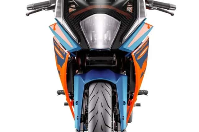 KTM RC 390 (2024) thumbnail 6