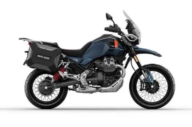Moto Guzzi V85 TT (2025) thumbnail 2