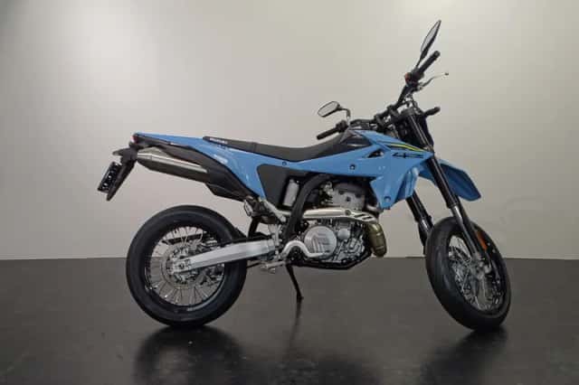 Suzuki DR Z4SM (2026) thumbnail 4