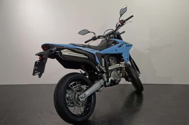 Suzuki DR Z4SM (2026) thumbnail 6