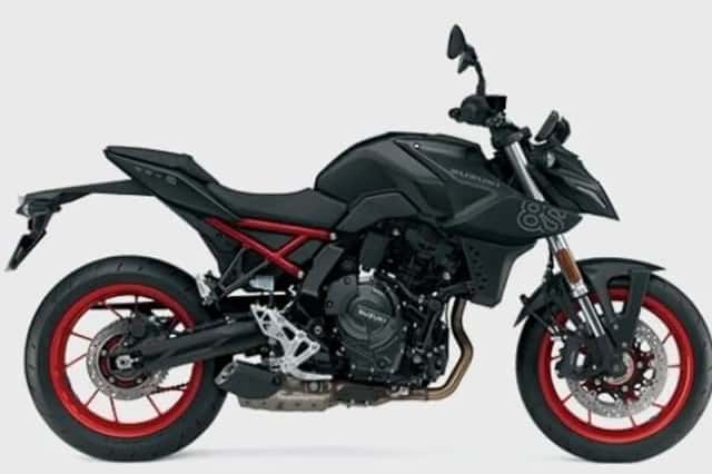Suzuki GSX-8S (2025) thumbnail 1