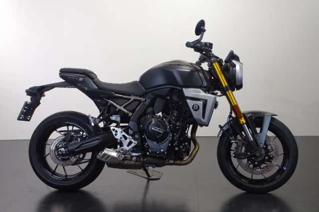 Suzuki GSX-8T (2025) thumbnail 1