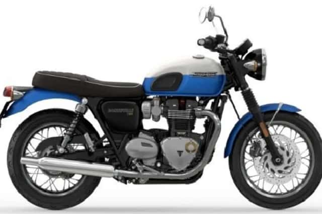Triumph Bonneville T120 (2024) thumbnail 1
