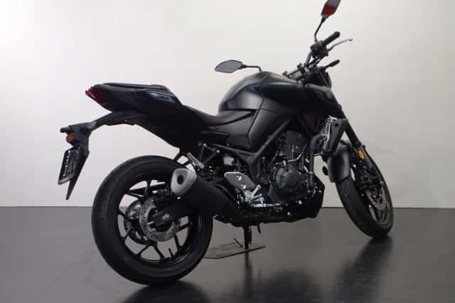 Yamaha MT-03 (2025) thumbnail 3