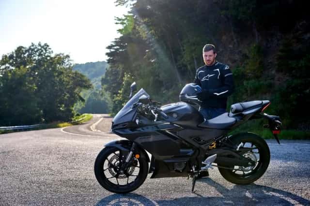 Yamaha YZF-R3 (2025) thumbnail 5