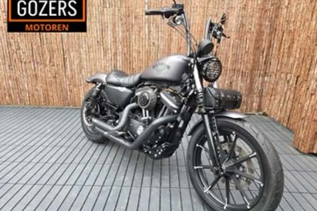 Harley-Davidson Sportster (2016) thumbnail 2