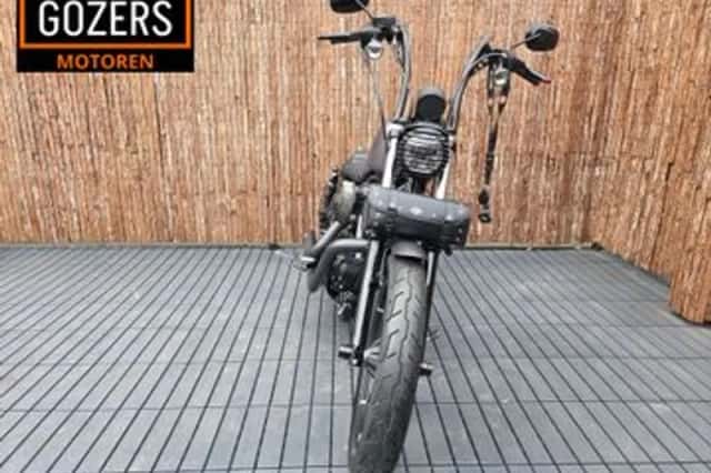 Harley-Davidson Sportster (2016) thumbnail 5