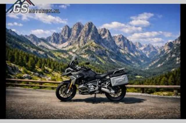 BMW R (2019) thumbnail 1