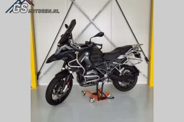 BMW R 1200 GS Adventure (2017) thumbnail 3