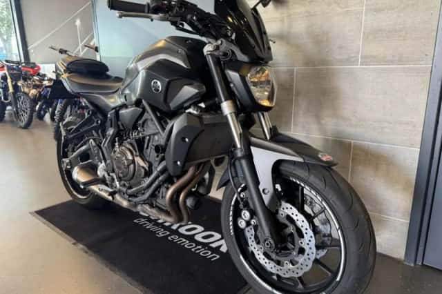 Yamaha MT-07 (2014) thumbnail 6