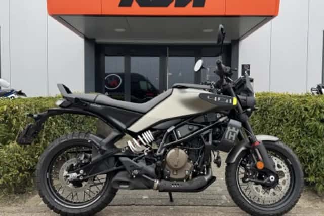 Husqvarna Svartpilen 401 (2024) thumbnail 1