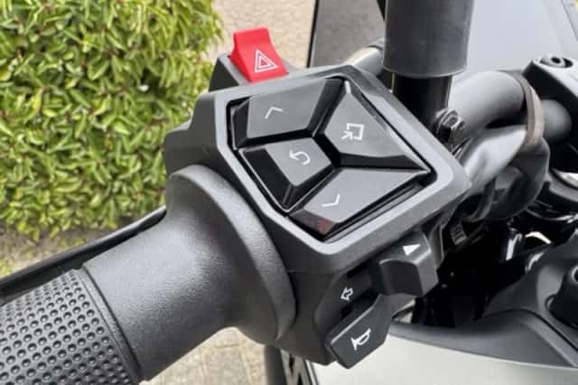 Husqvarna Svartpilen 401 (2024) thumbnail 5