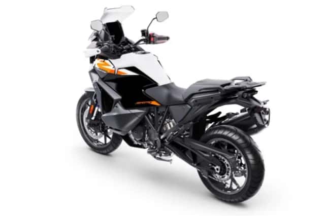 KTM Adventure (2026) thumbnail 5