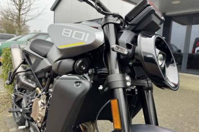 Husqvarna Vitpilen 801 L (2025) thumbnail 5