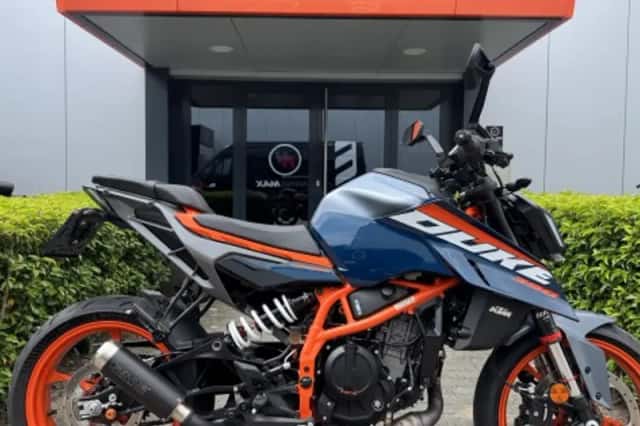 KTM 390 Duke (2025) thumbnail 1