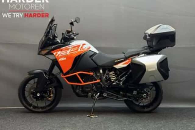 KTM 1290 Super Adventure (2019) thumbnail 3