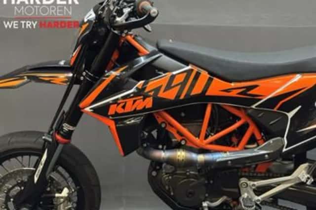 KTM 690 SMC (2019) thumbnail 6