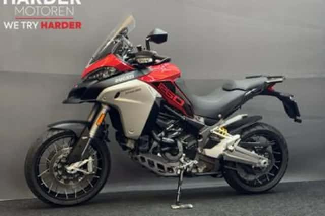 Ducati Multistrada 1260 Enduro (2018) thumbnail 5