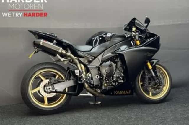 Yamaha YZF-R1 (2009) thumbnail 3