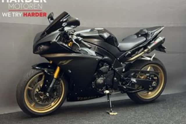 Yamaha YZF-R1 (2009) thumbnail 5