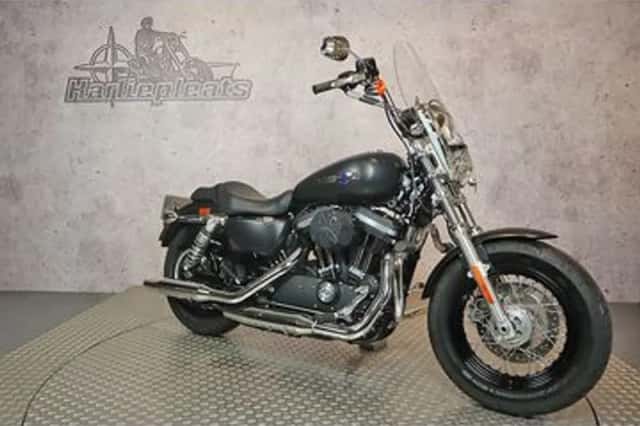 Harley-Davidson 1200 Custom (2016) thumbnail 2