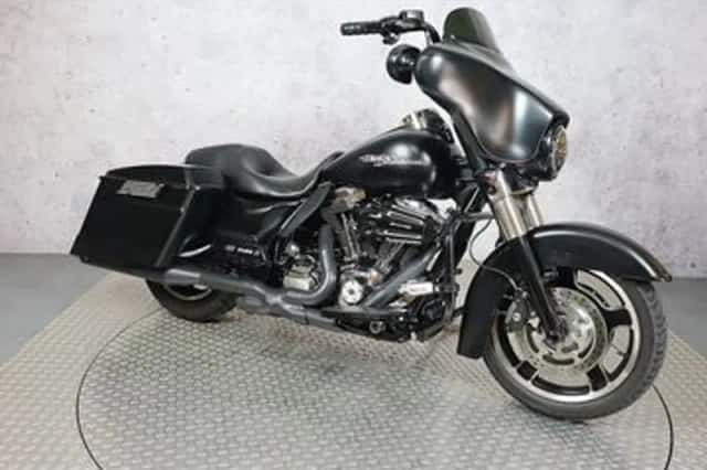 Harley-Davidson Street Glide (2013) thumbnail 1