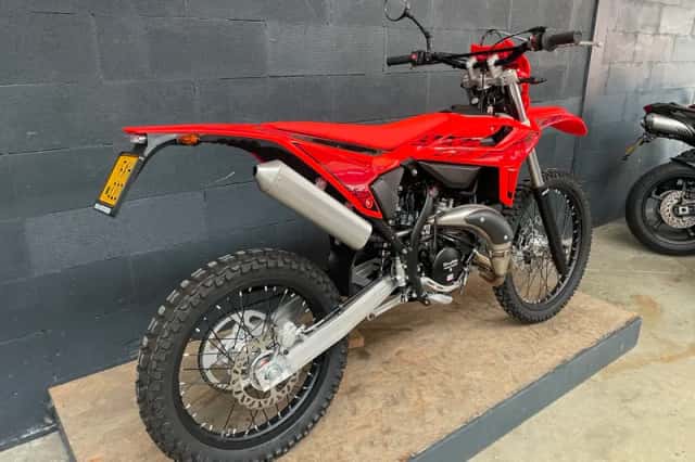Beta RR 50 2T Enduro Sport Rood 50 (2026) thumbnail 2