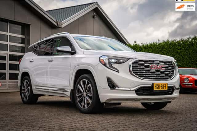GMC Terrain Denali Awd (2018) thumbnail 1