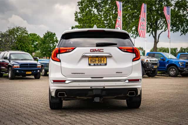 GMC Terrain Denali Awd (2018) thumbnail 6