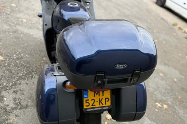 Triumph Trophy 1200 (1997) thumbnail 6