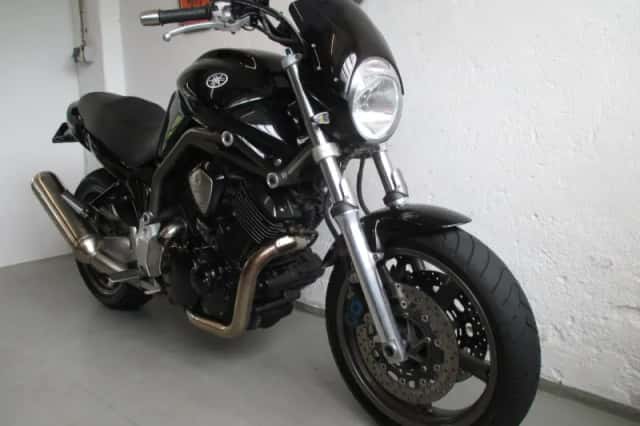 BT1100 Bulldog (2024) thumbnail 1