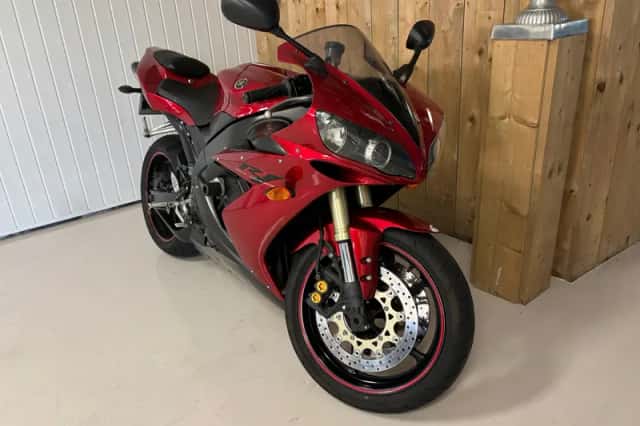 Yamaha Sport YZF-R1nieuw (2004) thumbnail 2