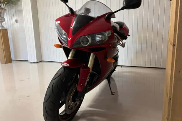Yamaha Sport YZF-R1nieuw (2004) thumbnail 3