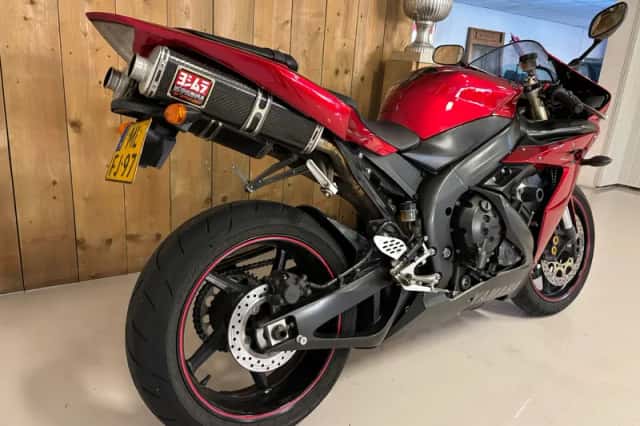Yamaha Sport YZF-R1nieuw (2004) thumbnail 4
