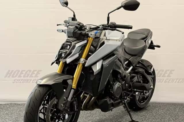 Suzuki GSX-S1000 (2021) thumbnail 3