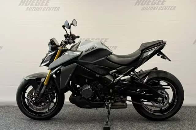 Suzuki GSX-S1000 (2021) thumbnail 5