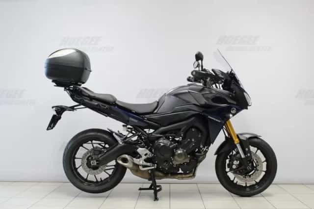 Yamaha Tracer 900 (2016) thumbnail 1