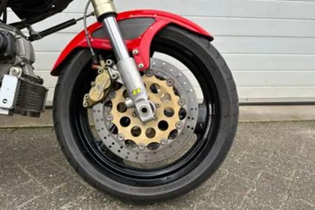 Ducati Monster 900 (1994) thumbnail 6