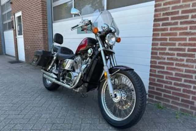 Honda VT 800 C Shadow (1988) thumbnail 2