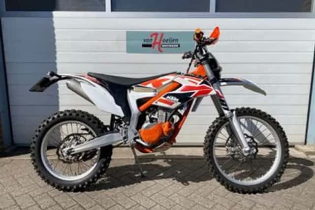 KTM Freeride 350 (2016) thumbnail 1