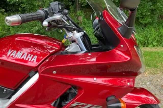 Yamaha FJR1300 (2002) thumbnail 4
