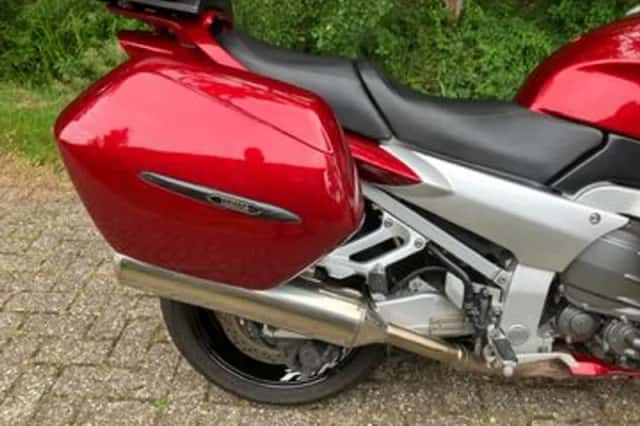 Yamaha FJR1300 (2002) thumbnail 6