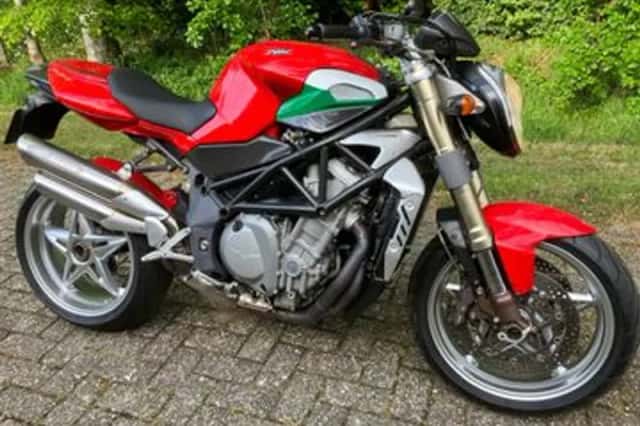 MV Agusta F4 (2004) thumbnail 1