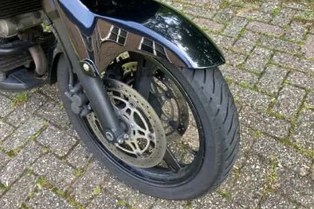 Suzuki V-Strom 1000 (2004) thumbnail 2